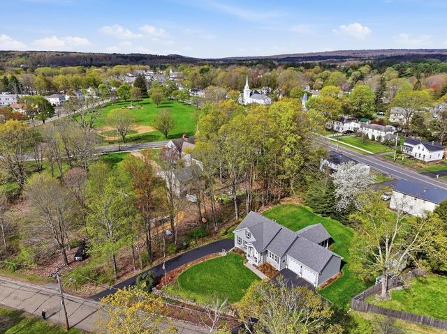 24 Maple Street, West Brookfield, MA 01585