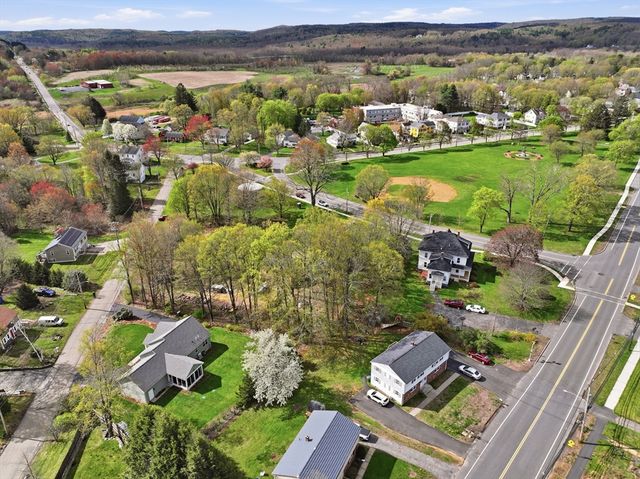 24 Maple Street, West Brookfield, MA 01585