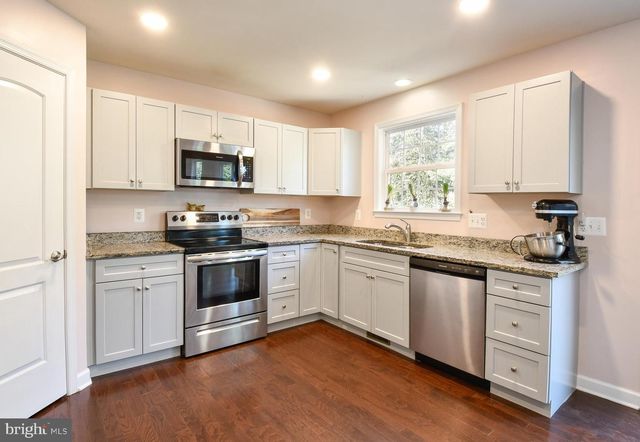 109 12TH ST, Colonial Beach, VA 22443