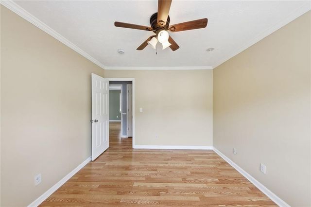 310 Crescentview Court, Lawrenceville, GA 30044
