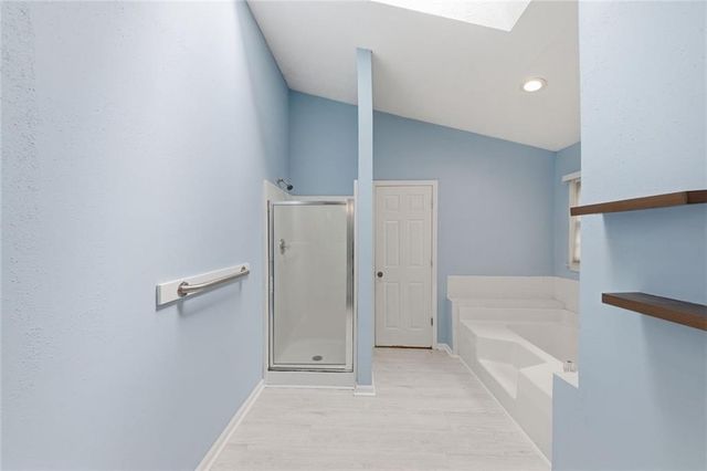 310 Crescentview Court, Lawrenceville, GA 30044