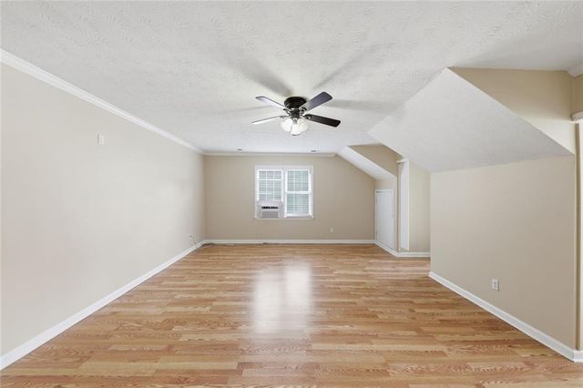 310 Crescentview Court, Lawrenceville, GA 30044