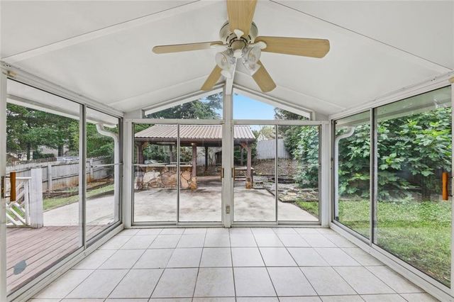 310 Crescentview Court, Lawrenceville, GA 30044
