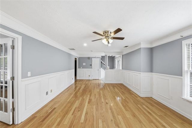 310 Crescentview Court, Lawrenceville, GA 30044