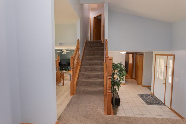 10216 New Hampshire Street, Crown Point, IN 46307