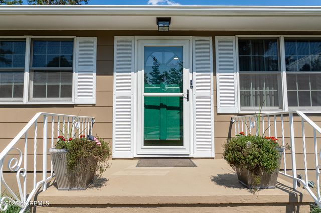 55 Toms River Road, Jackson, NJ 08527