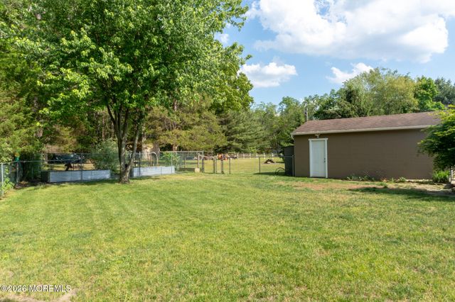 55 Toms River Road, Jackson, NJ 08527