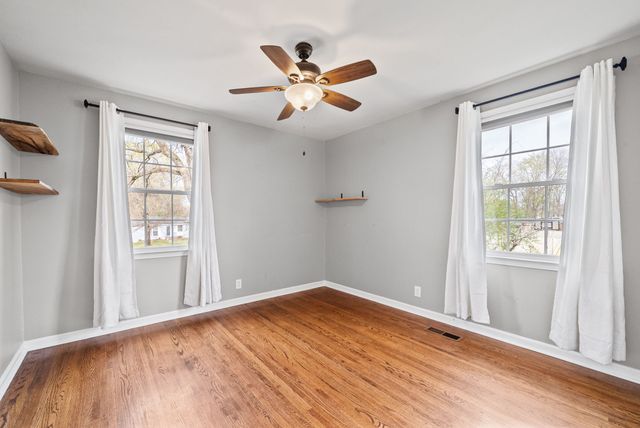 130 Alfred Dr, Clarksville, TN 37043