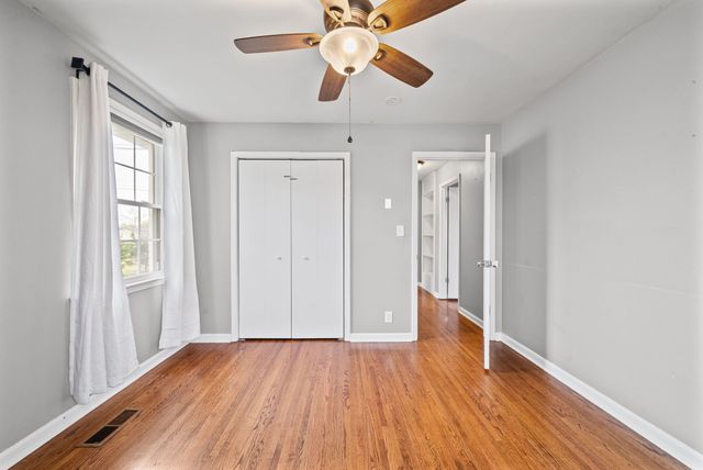 130 Alfred Dr, Clarksville, TN 37043