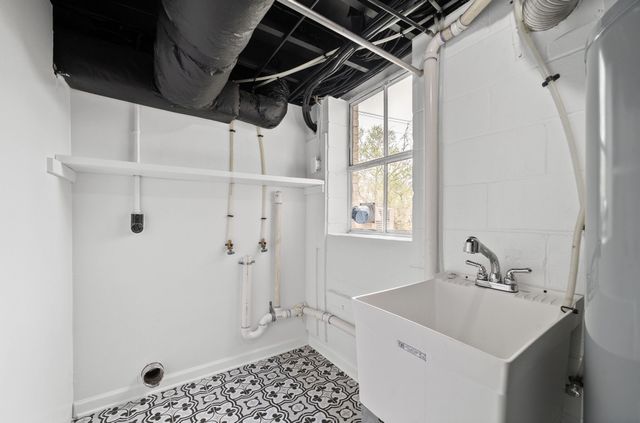 130 Alfred Dr, Clarksville, TN 37043