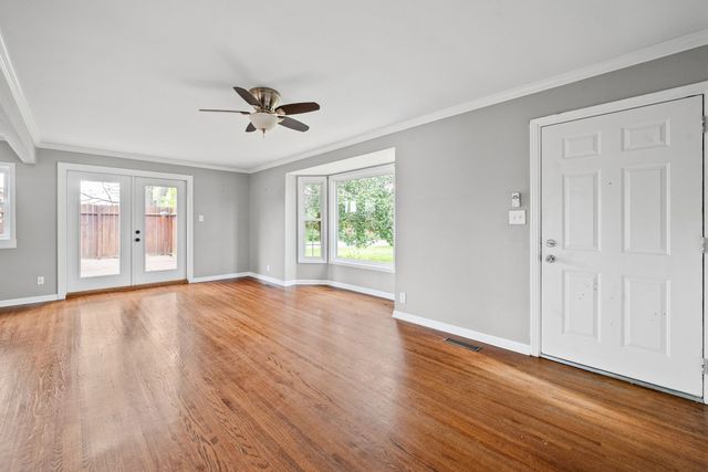 130 Alfred Dr, Clarksville, TN 37043