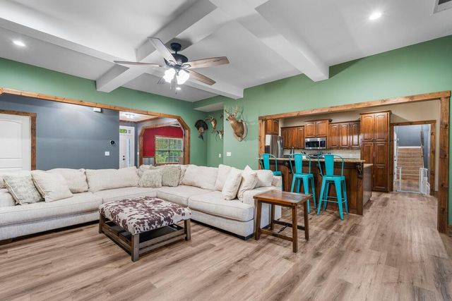 832 Voorhees Road, Hamilton, GA 31811