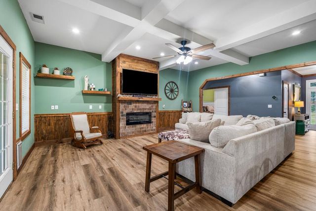 832 Voorhees Road, Hamilton, GA 31811