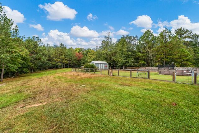 832 Voorhees Road, Hamilton, GA 31811
