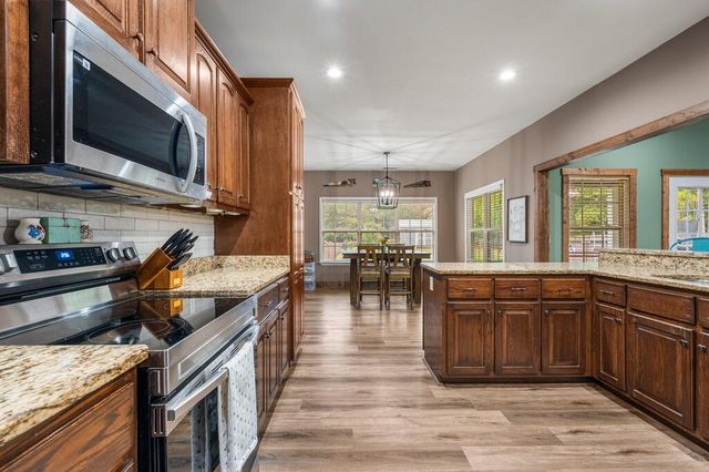 832 Voorhees Road, Hamilton, GA 31811