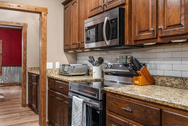 832 Voorhees Road, Hamilton, GA 31811