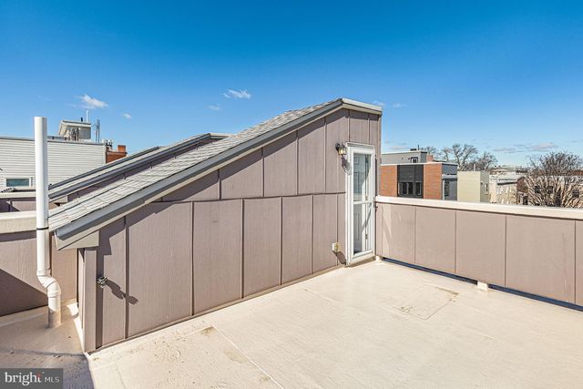 1935 W GEORGE ST, Philadelphia, PA 19130