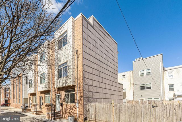 1935 W GEORGE ST, Philadelphia, PA 19130