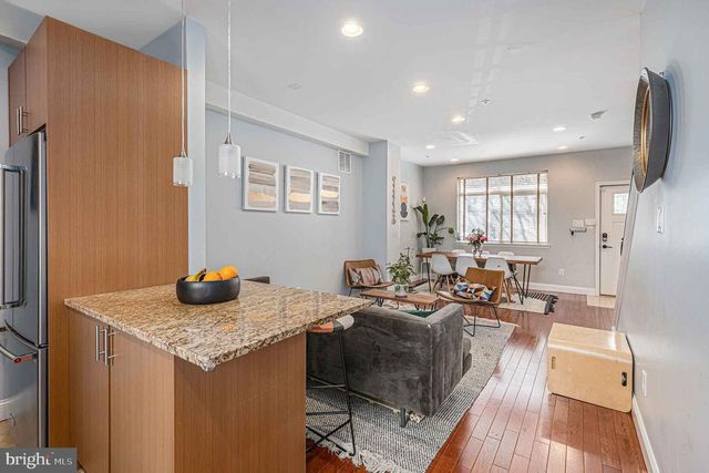 1935 W GEORGE ST, Philadelphia, PA 19130