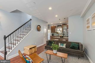 1935 W GEORGE ST, Philadelphia, PA 19130