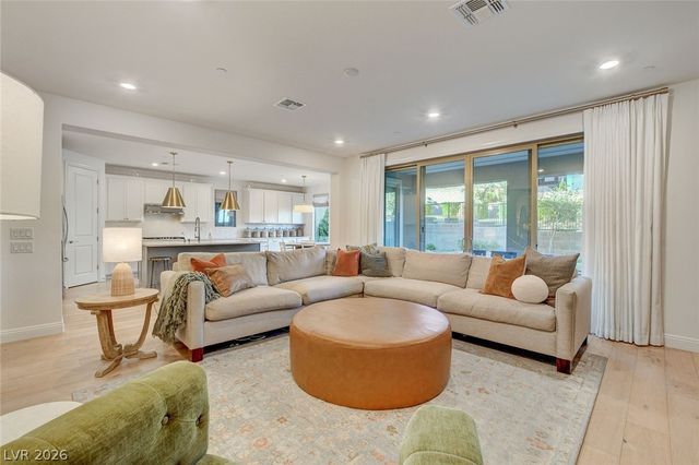 12438 Sunset Sage Avenue, Las Vegas, NV 89138