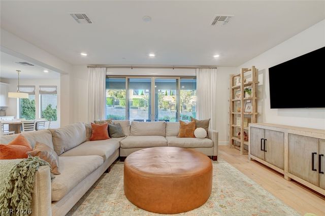 12438 Sunset Sage Avenue, Las Vegas, NV 89138