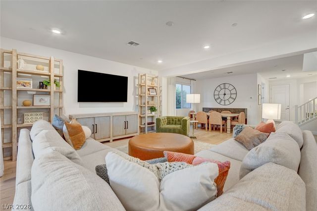 12438 Sunset Sage Avenue, Las Vegas, NV 89138