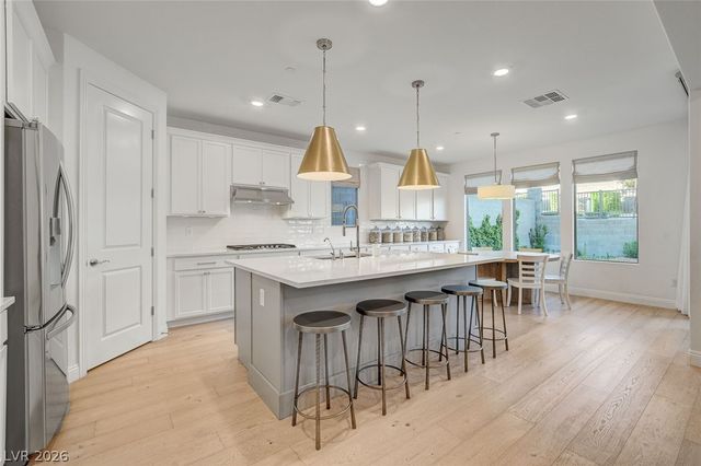 12438 Sunset Sage Avenue, Las Vegas, NV 89138