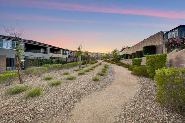 12438 Sunset Sage Avenue, Las Vegas, NV 89138