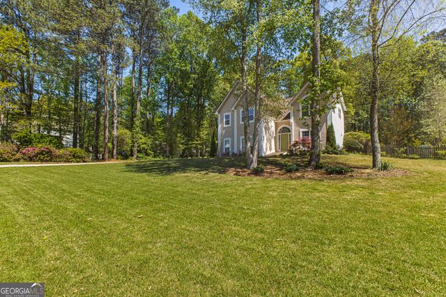 100 Sycamore Way, Sharpsburg, GA 30277