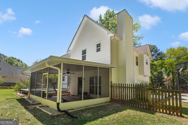 100 Sycamore Way, Sharpsburg, GA 30277