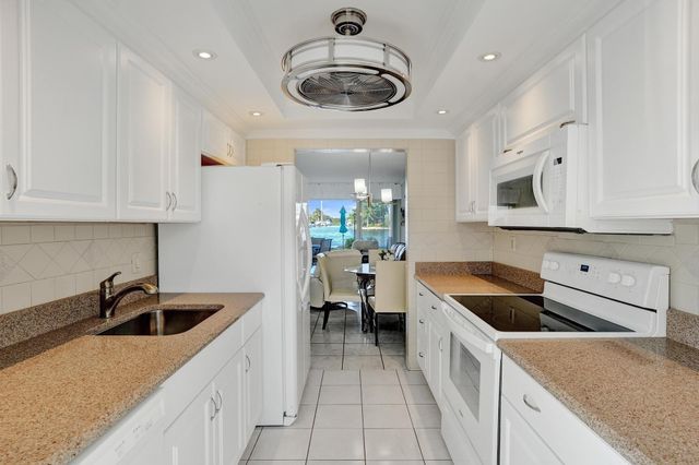 505 N Riverside Dr 7, Pompano Beach, FL 33062