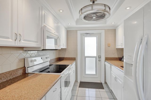 505 N Riverside Dr 7, Pompano Beach, FL 33062