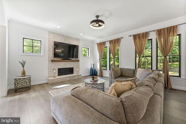 9317 CONVENTO TER, Fairfax, VA 22031