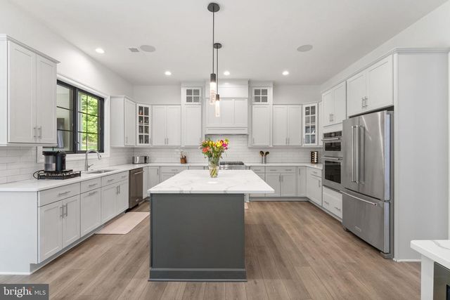 9317 CONVENTO TER, Fairfax, VA 22031