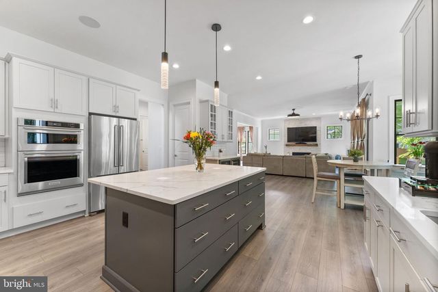 9317 CONVENTO TER, Fairfax, VA 22031