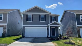 111 CHARING CROSS DR, Stephens City, VA 22655