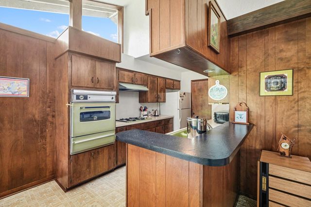 330 Biscayne Boulevard, El Lago, TX 77586