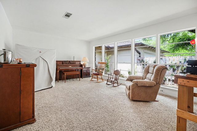 330 Biscayne Boulevard, El Lago, TX 77586