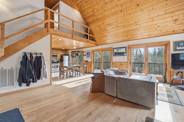 26 Doetown Road, Ellsworth, NH 03266