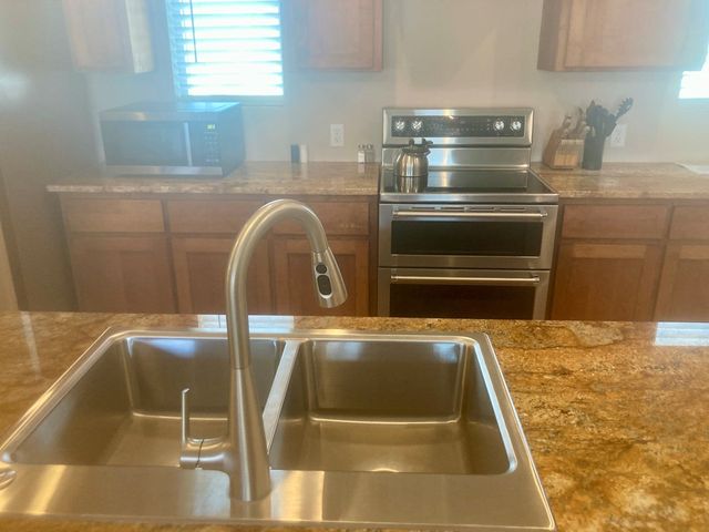 420 Santana Dr, Lajitas, TX 79852