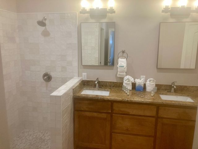 420 Santana Dr, Lajitas, TX 79852