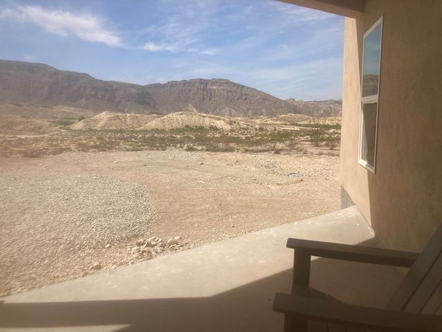 420 Santana Dr, Lajitas, TX 79852