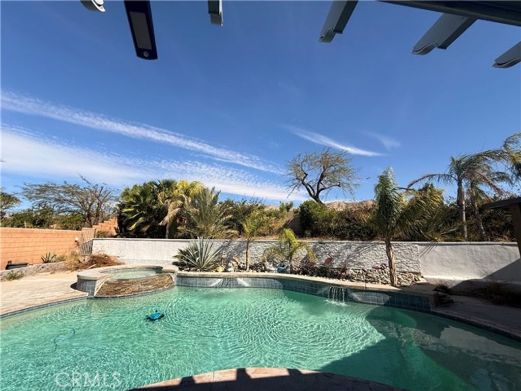 68792 Ridge Crest, Desert Hot Springs, CA 92240