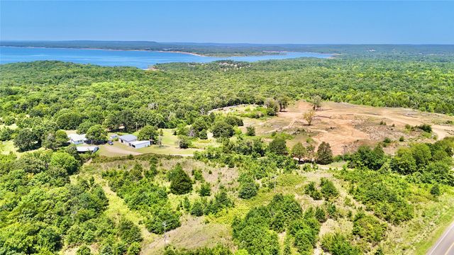 117102 S 4306 Road, Porum, OK 74455