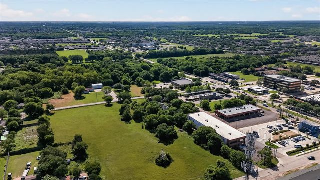 1426 IDLEWILD Lane, Lancaster, TX 75134