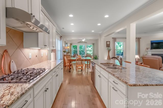 2015 Madeira Circle, Waxhaw, NC 28173
