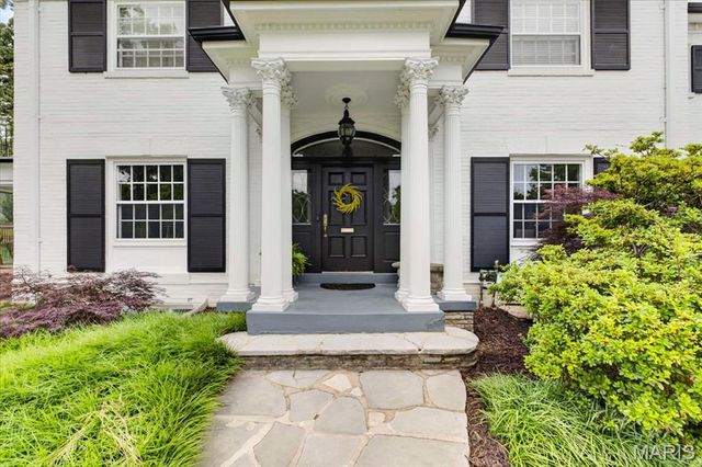 465 Sherwood Drive, Webster Groves, MO 63119