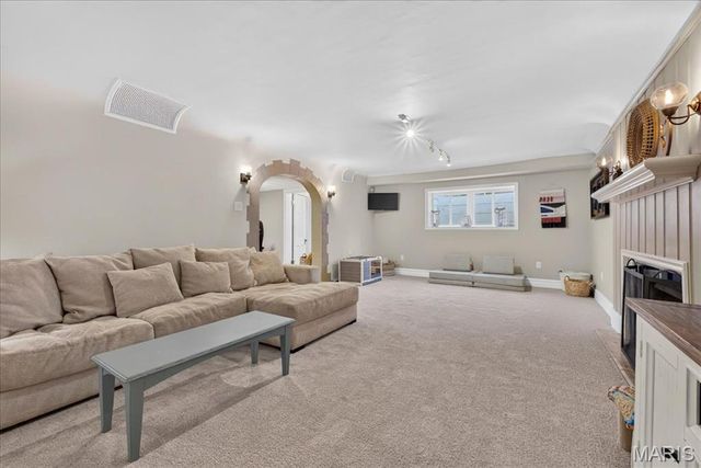 465 Sherwood Drive, Webster Groves, MO 63119