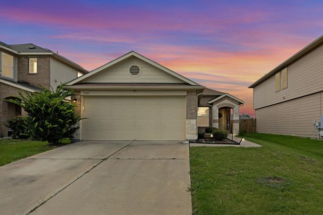 12105 Jamie DR, Manor, TX 78653
